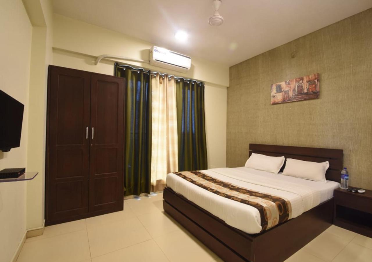 Hotel Iris Suites, Navi Mumbai Buitenkant foto